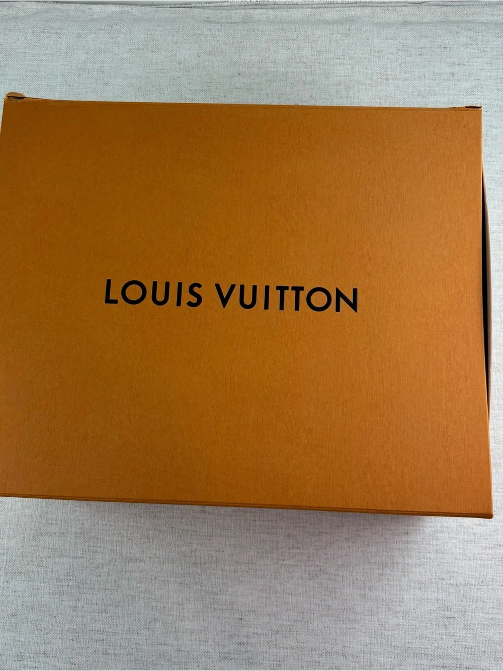 Louis Vuitton authentic signature‎ large Orange Box Black Logo magnet closure